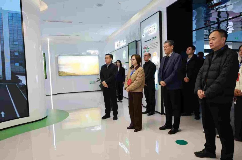 1765759943056075468.png image.png